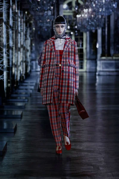 Look 42